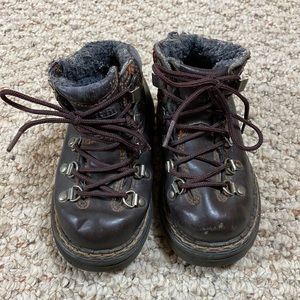 Smart fit toddler boys size 6.5 laced up brown boots